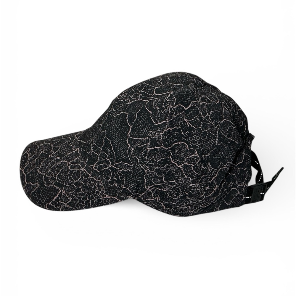 Lululemon Baller Hat Run Lacescape Spanish Rose Black Black and pink adjustable